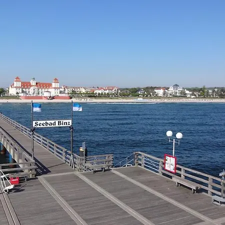 Anker בית הארחה 3*